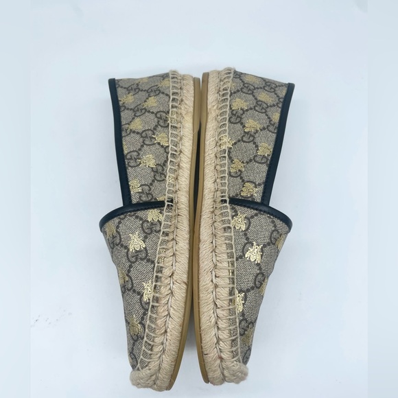 Gucci Beige Natural GG coated canvas black leather trim bee espadrille 38.5 - Picture 3 of 8